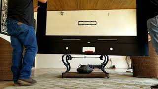 Leon Media Decor Frame