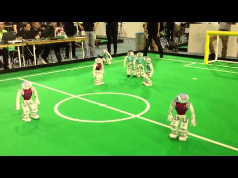 RoboCup 2013 Preliminaries: Nao Devils Dortmund vs. Bembelbots