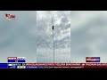 Download Siswa SMP Panjat Tiang Bendera Demi Kibarkan Merah Putih Siswa SMP Panjat Tiang Bendera Demi Kibarkan Merah Putih
