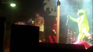 Watch Midnight Beast Et Parody video