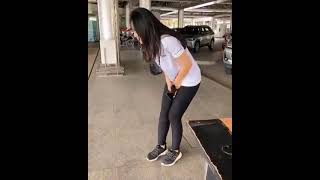 Serabi Lempit Cewek Cantik Kena Meja