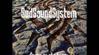 Watch Sud Sound System Acqua Pe Sta Terra video