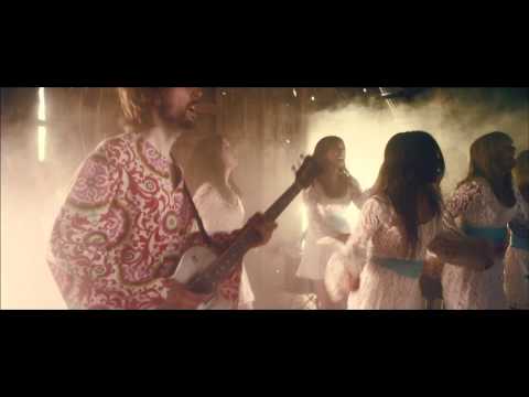 Hold Yourself Up Video
