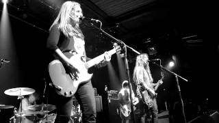 Watch Veruca Salt Hey Little Ghost video