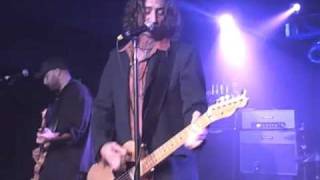 Watch Roger Clyne  The Peacemakers Noisy Head video