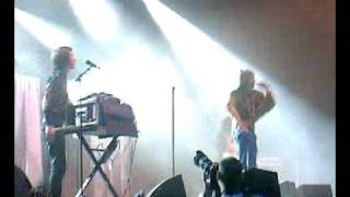 Watch Naive New Beaters La Trumpets video