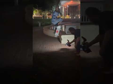 I COULD WATCH THIS LOOP ALL DAY- JAYLEN PERRY #SKATEBOARDING #TEXAS