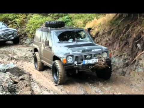 Nissan Patrol Y60 Vs Toyota Land Cruiser 70 Nissan Patrol Y60 Vs Toyota Land Cruiser 70