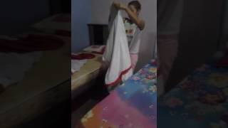 Minha Prima Arrumando A Cama