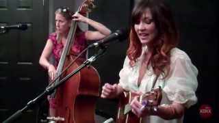 Watch Amanda Shires Stay video