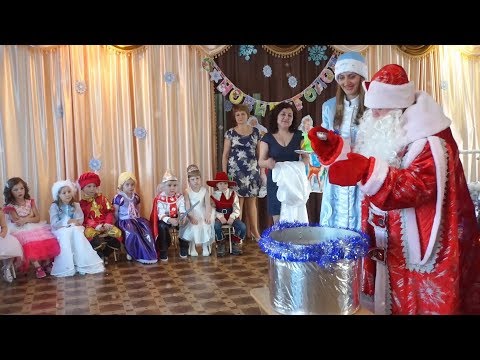 Новогодний сценарий утренника в саду Новогодний сценарий утренника в саду