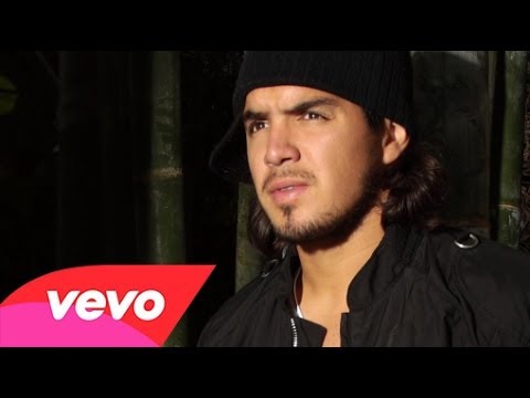 Tilsa Lozano y Juan Manuel Vargas inspiran la canción "Eres soltera, yo jugador". Escúchala aquí Tilsa Lozano y Juan Manuel Vargas inspiran la canción "Eres soltera, yo jugador". Escúchala aquí