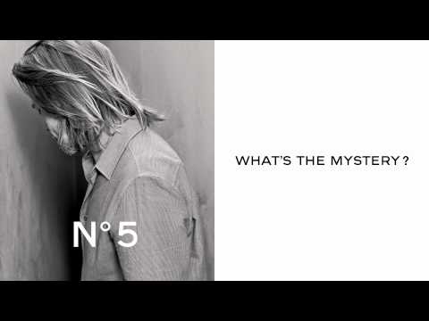 Brad Pitt voor Chanel No.5 Teaser - Mystery?