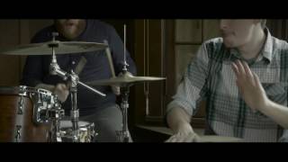 Sin Solución (Official Video)