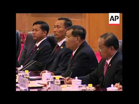Visiting Myanmar's leader Than Shwe holds talks with Chinese president