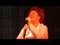 Maura O Connell singing feet of a dancer