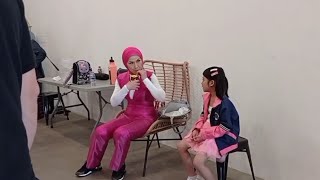 Venna Melinda Dan Vania Athabina Photoshoot Di Ruang Artis Management