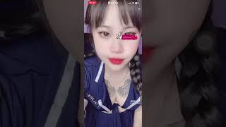 Bigo Live Em Gái Vào Thay Đồ Mặc Váy Khoe V3