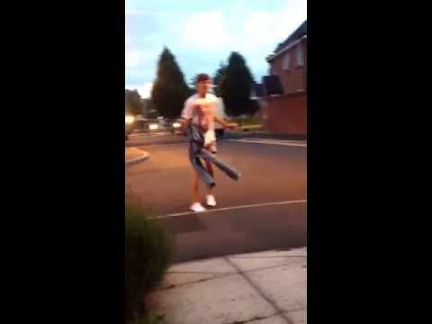 Mac doing his cheeky slut drop