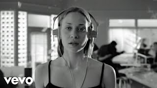 Watch Fiona Apple Across The Universe video