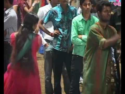 Gujarati Garba Song Navratri Live 2011 - Lions Club Kalol -...