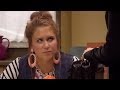 Veronique biedt Hanne een job aan! | Familie | VTM