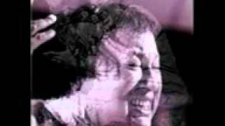 Watch Nusrat Fateh Ali Khan Shahbaaz Qalandar video