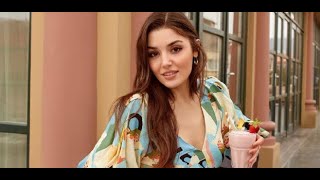 Hande Erçel Bikinili Pozları Ile Beğeni Topladı