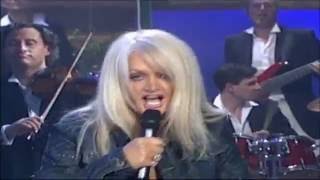 Watch Bonnie Tyler Learning To Fly video