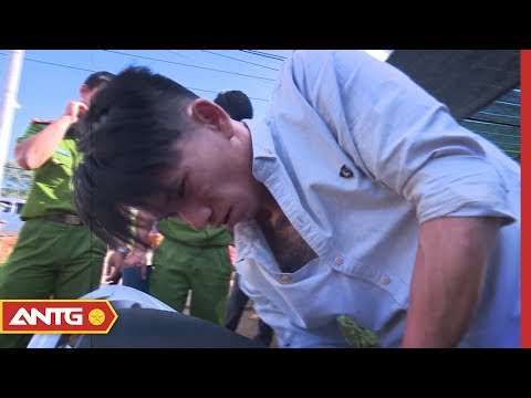 'Thánh' cậy cốp xe máy "khoe" kỹ năng điêu luyện khiến công an giật mình | NDTP | ANTG
