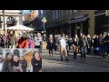Lánykérés Pécsett, a Széchenyi téren [ Flashmob ]