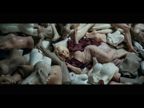 La Materialista - Nunca Maniqui (Video Oficial)