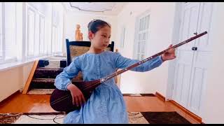 Uzbek Music Decent Dutar Performed By Sevinch Abdusamatova - Ozbek Xalq Kuyi Hayoli Qiz