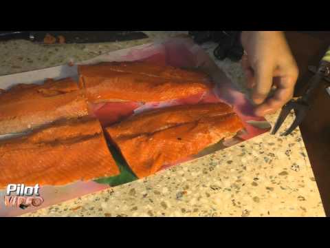 Как солит семгу видео