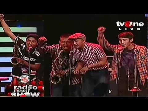 REREGEAN RadioShow_tvOne