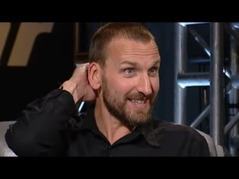 Christopher Eccleston interview and lap - Top Gear - BBC