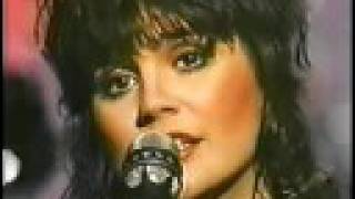 Watch Linda Ronstadt Easy For You To Say video