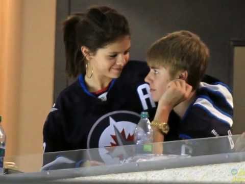 October 22 2011 Justin Bieber and girlfriend Selena Gomez attend a NHL