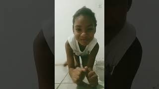 Eu Vc E A Menina Que Rebola No Instagram Sim Sou Eu Vc Pode Rebola Aqui Pra Mim Ver. Não Tô Com
