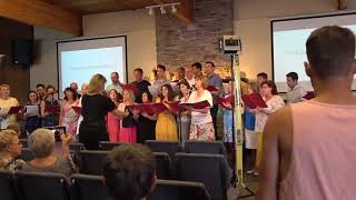 Watch Sandi Patty Doxology video