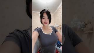 Karina Putri Tiktok Live