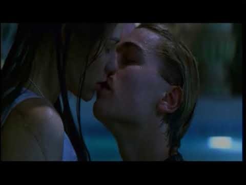 Romeo + Juliet (1996) Shooting : Pool scene
