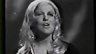 Watch Peggy Lee Swing Low Sweet Chariot video