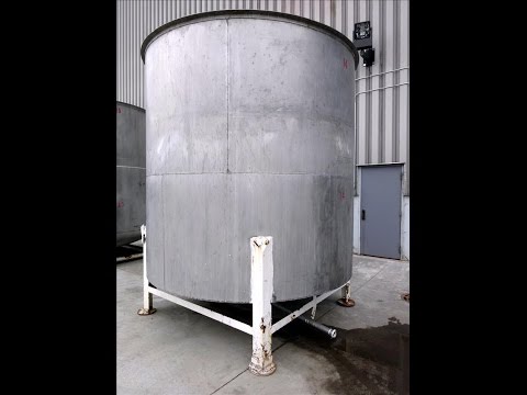 Used- Tank, Approximate 4000 Gallon, 304 Stainless Steel, Vertical - stock # 47078007