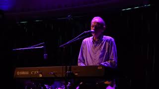 Watch John Hiatt Is Anybody There video