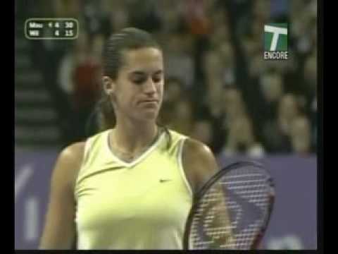 Amelie モーレスモ vs ビーナス（ヴィーナス） ウィリアムズ Antwerp 2005 P．4