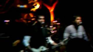 Watch Rivets How Can You Feel Alright video