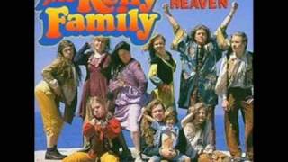 Watch Kelly Family Calling Heaven video
