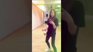 Taeyeon Dancing to Yuri's Into You!!! 😍😍😍😍🤤🤤🤤