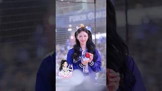 이아영Lee Ayoung李雅英 雅英連玩耍都這麼可愛